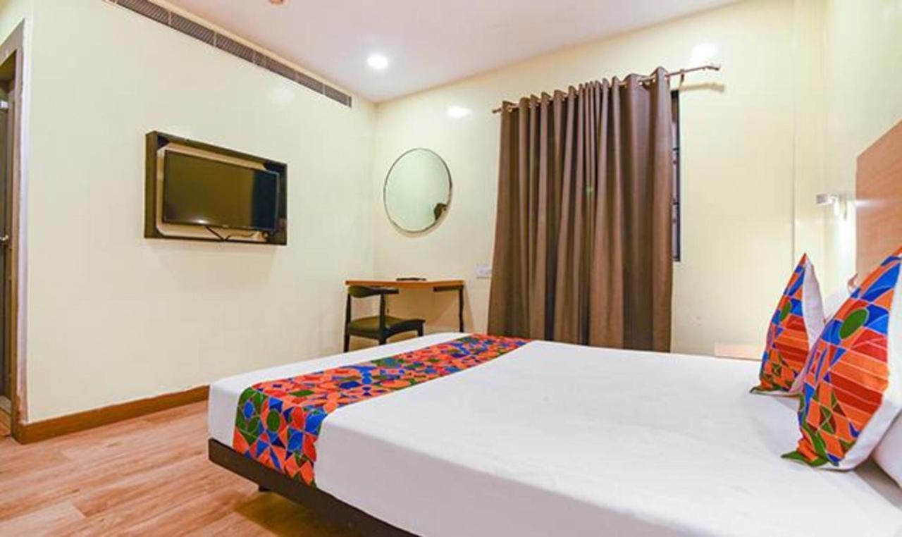 Fabhotel Aarya Kolkata