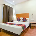 Fabhotel Aarya